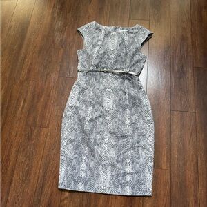 Calvin Klein Gray Sheath Knee-Length Dress